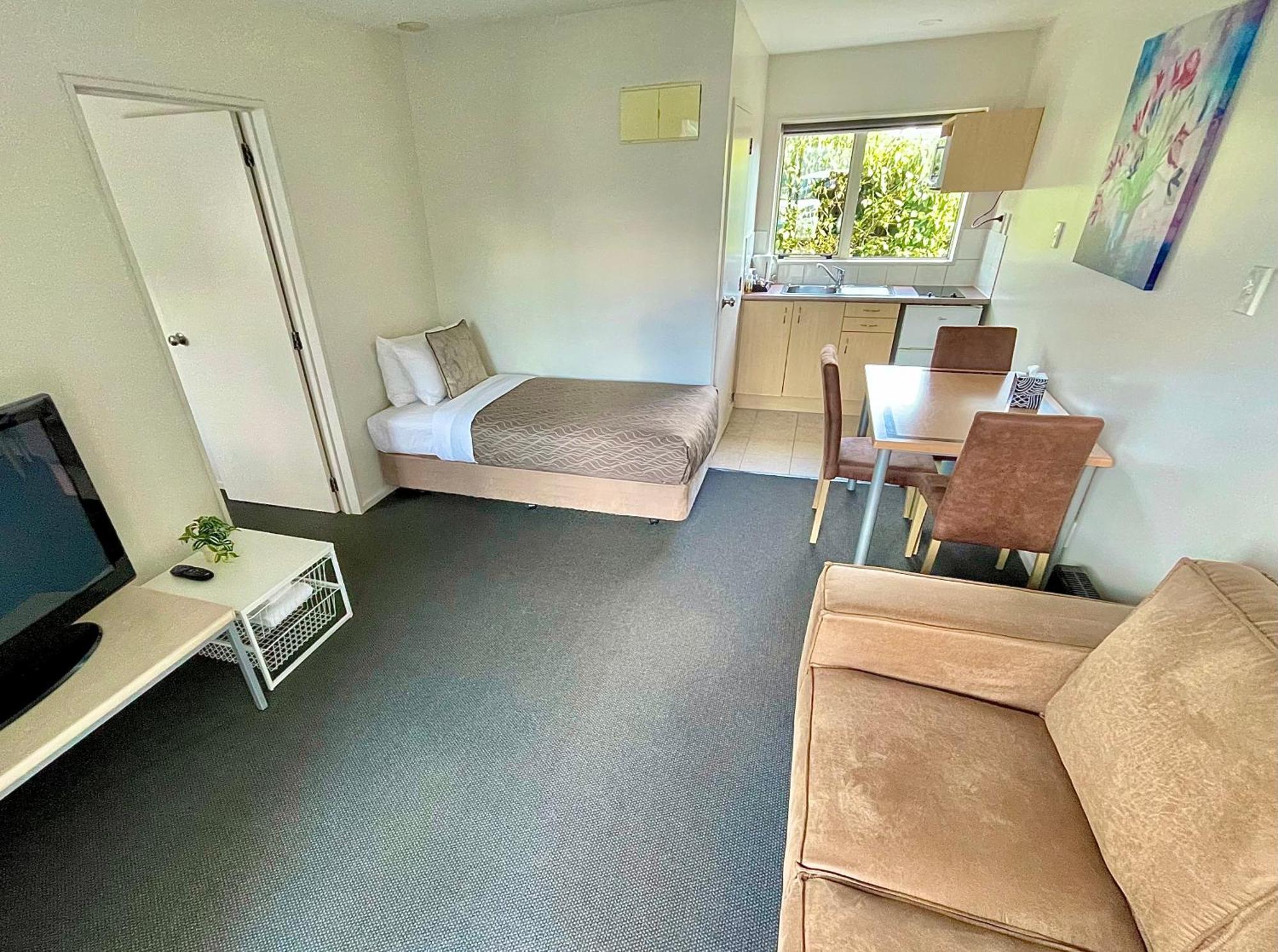 Amalfi Motor Lodge Christchurch Extérieur photo